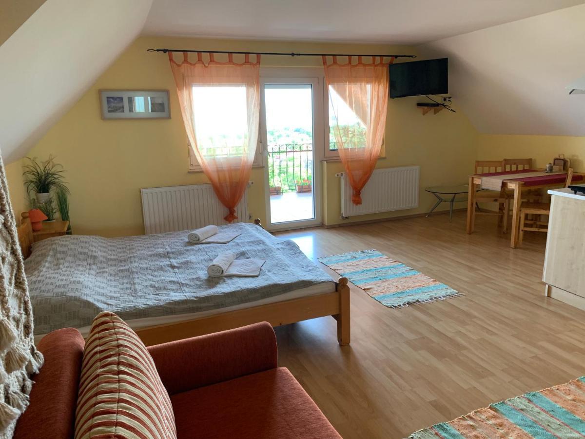 Apartment Holidaysport Haus Balatongyorok